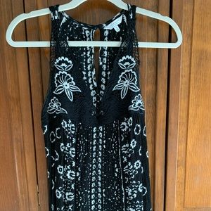 Lucky Brand sleeveless top, size M (EUC)